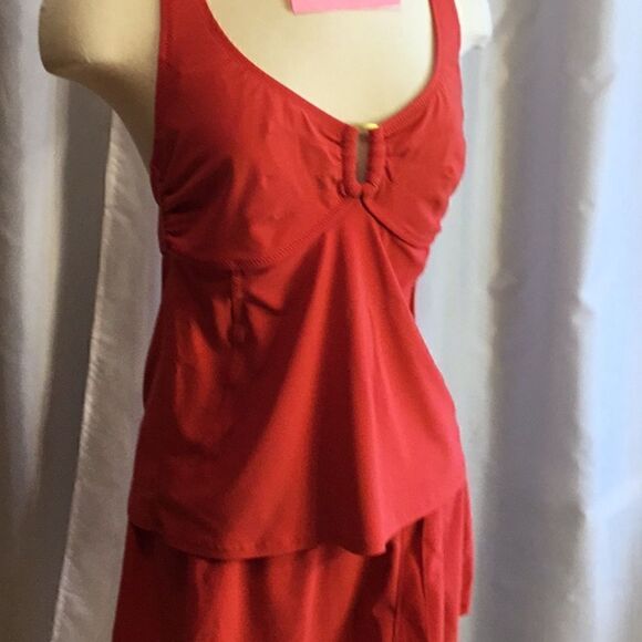 LANDS’ END swim suit with skirt type bottom - Picture 5 of 12